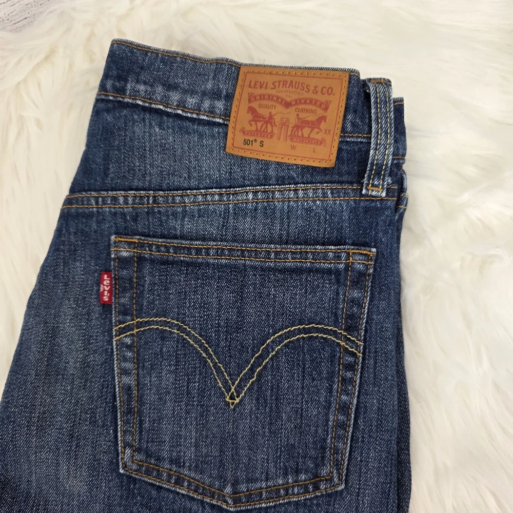 Levi's Men's Dark Blue Straight Leg Jeans